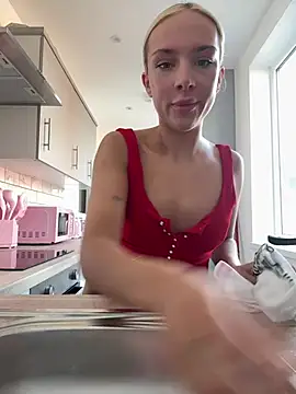 Snapshot of Naughtyblondex chatting on 03.19.26 Naughtyblondex online show from 03.19.26