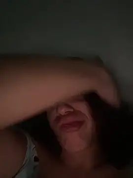 Snapshot of MommySexxy23 chatting on 03.28.26 MommySexxy23 online show from 03.28.26