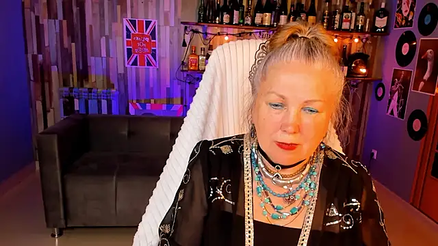 Snapshot of LilaMaharani chatting on 03.14.26 LilaMaharani online show from 03.14.26
