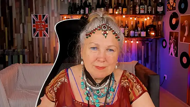 Snapshot of LilaMaharani chatting on 05.24.26 LilaMaharani online show from 05.24.26