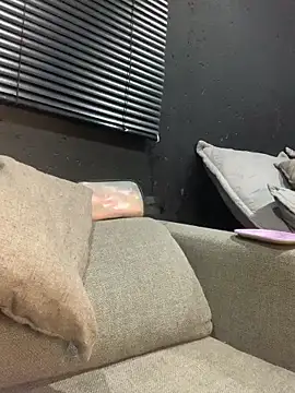 Daddies Gurl online show from 04.05.26