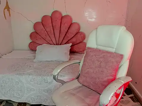 GabyOwenss online show from 03.28.26