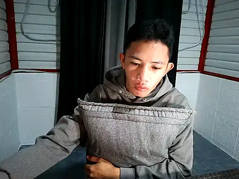 Snapshot of xmysteriousguyx chatting on 03.16.26 xmysteriousguyx online show from 03.16.26