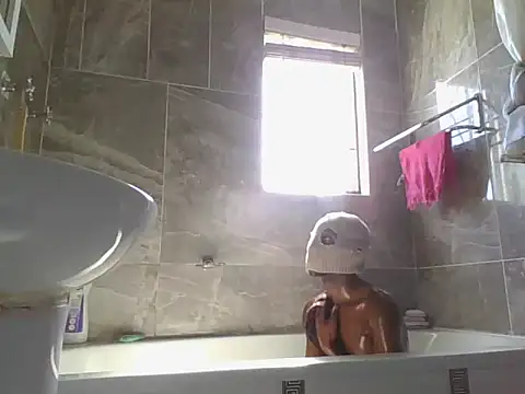 BumbleBee84 online show from 03.07.26