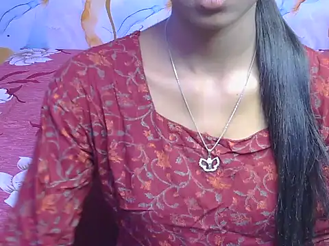 Snapshot of yours-isha chatting on 07.18.26 yours-isha online show from 07.18.26