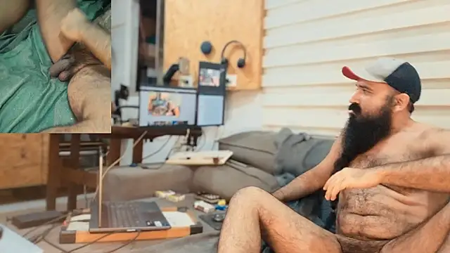 Snapshot of Barba_Negra_Fumador chatting on 03.24.26 Barba Negra Fumador online show from 03.24.26