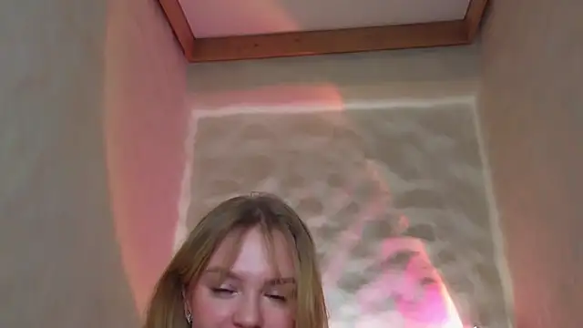 Snapshot of cyberl0ve_ chatting on 03.21.26 cyberl0ve online show from 03.21.26