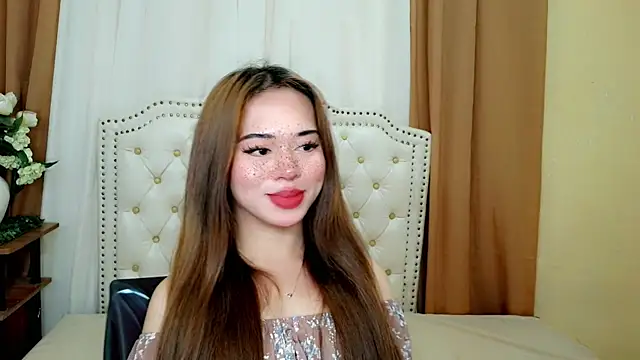 Snapshot of Seductive_sophie chatting on 03.16.26 Seductive sophie online show from 03.16.26