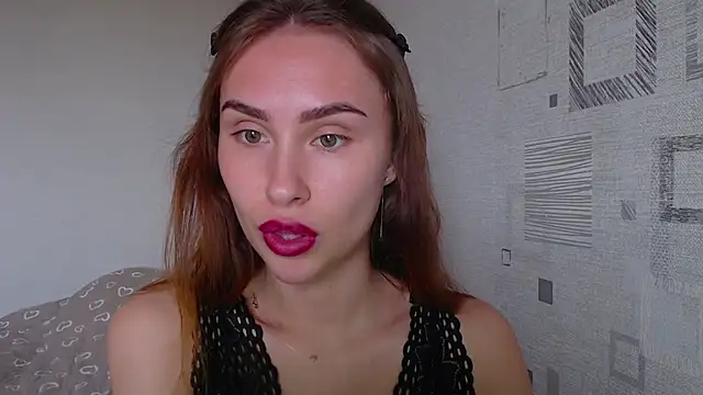 Snapshot of yourameliaa chatting on 04.29.26 yourameliaa online show from 04.29.26