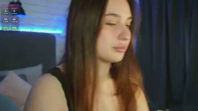 Nicole De Lux online show from 04.06.26