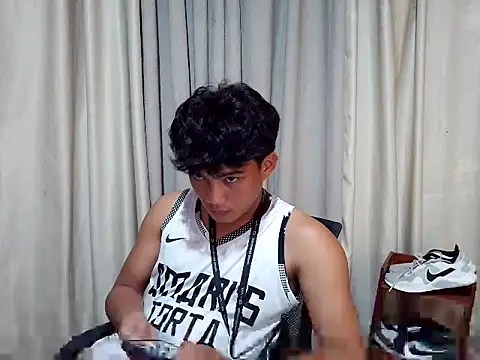Snapshot of marksurelyhard chatting on 03.25.26 marksurelyhard online show from 03.25.26