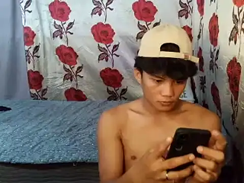 Snapshot of marksurelyhard chatting on 05.26.26 marksurelyhard online show from 05.26.26