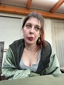 Snapshot of Johanna420 chatting on 06.18.26 Johanna420 online show from 06.18.26