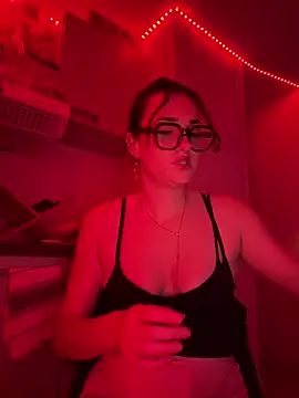 Claraaaaa06 online show from 04.02.26