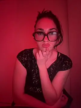 Claraaaaa06 online show from 04.14.26