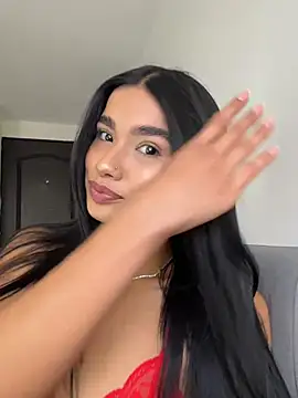 Bella Smithe online show from 04.24.26