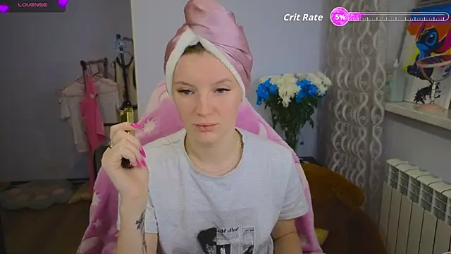 Snapshot of Mary_Blu chatting on 04.12.26 Mary Blu online show from 04.12.26