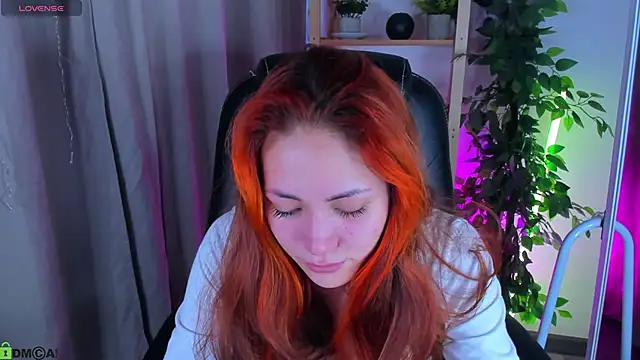 Alishha Sky online show from 04.21.26