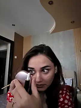 Snapshot of KatarinaHeaven chatting on 05.14.26 KatarinaHeaven online show from 05.14.26