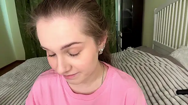 ElizabethHenderson online show from 03.31.26