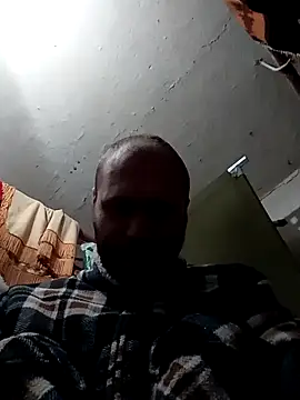 Snapshot of Dante842 chatting on 10.02.25 Dante842 online show from 10.02.25