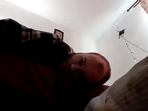 Snapshot of Dante842 chatting on 04.14.26 Dante842 online show from 04.14.26