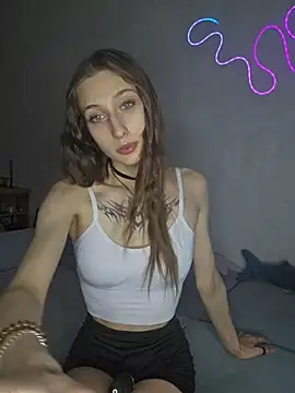 Emma Willson online show from 03.08.26