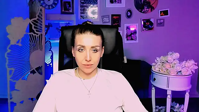 MonicaRiley online show from 03.10.26