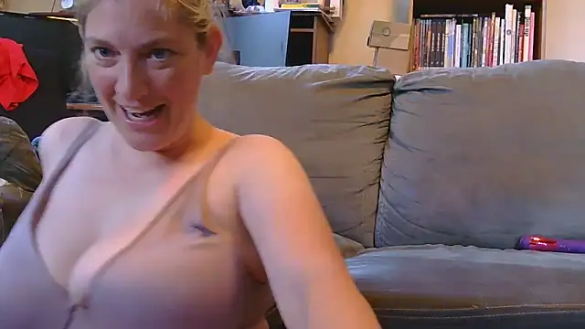 MistyMountains96 online show from 06.15.26