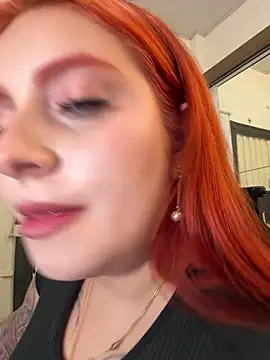 Emma Q0 online show from 04.03.26