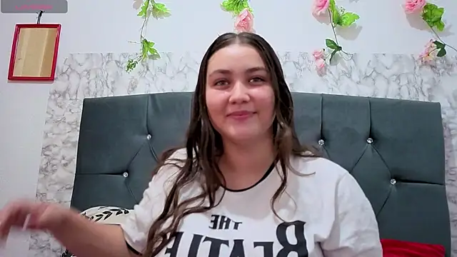 Mikaellaginx online show from 03.02.26