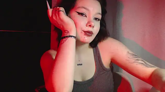 Snapshot of Robin_harrington chatting on 03.03.26 Robin harrington online show from 03.03.26