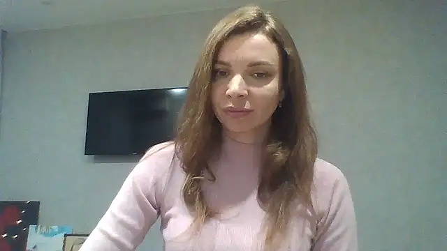 Snapshot of Luna2547 chatting on 04.25.26 Luna2547 online show from 04.25.26