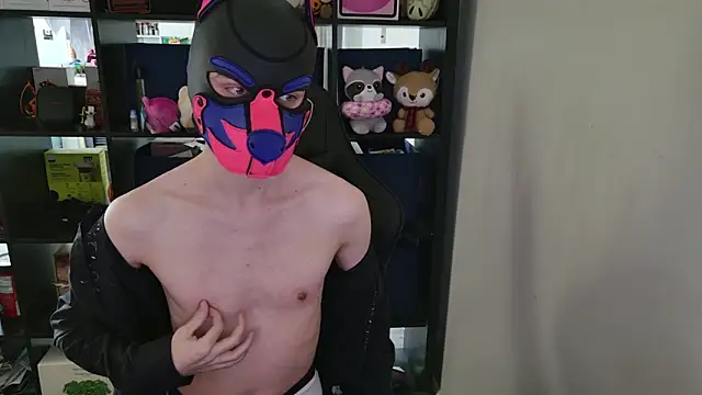 Snapshot of MellPUP chatting on 04.01.26 MellPUP online show from 04.01.26