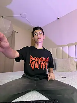 nicocrown online show from 03.24.26