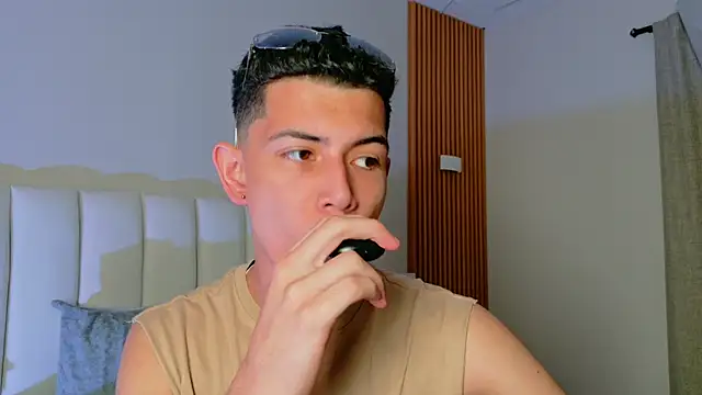 nicocrown online show from 03.28.26