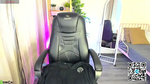 Necucuby online show from 04.18.26