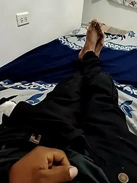 Snapshot of loucer chatting on 03.03.26 loucer online show from 03.03.26