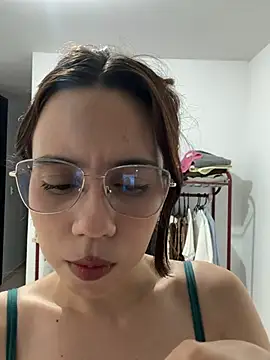 Snapshot of Nicole_Cute04 chatting on 07.21.26 Nicole Cute04 online show from 07.21.26