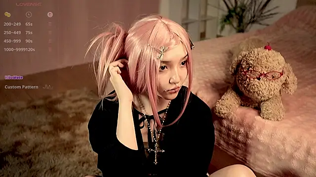 Linhmew online show from 06.29.26