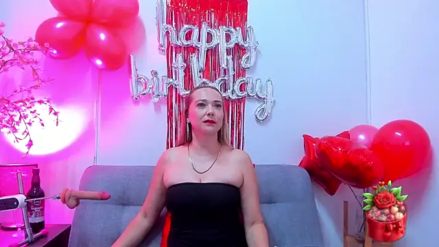 KahiaSmith online show from 05.11.26