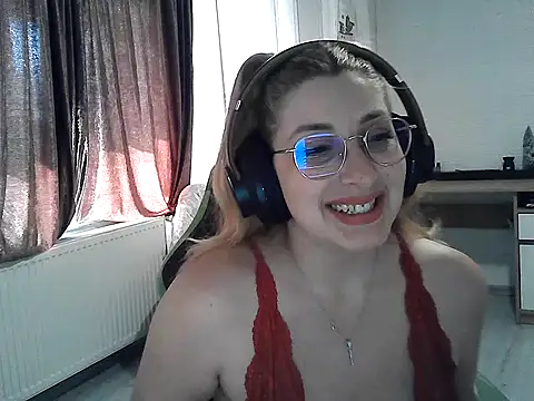 RyonaRyaa online show from 04.06.26