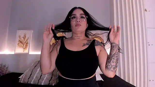 ManuelaMontes  online show from 06.13.26