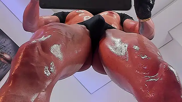 Angelo Varek online show from 03.05.26