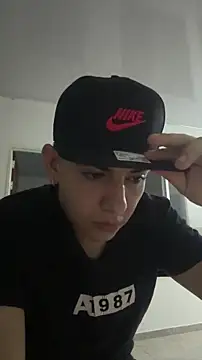 Snapshot of yan_oficiall chatting on 03.04.26 yan oficiall online show from 03.04.26