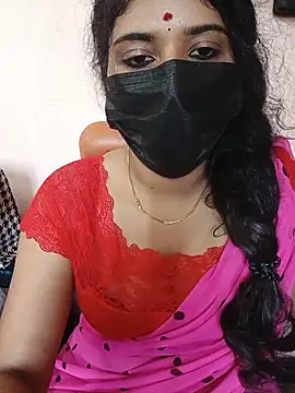 Snapshot of Sunitha28 chatting on 06.02.26 Sunitha28 online show from 06.02.26