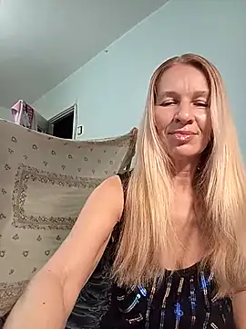 ViktoriaSexi1 online show from 03.12.26
