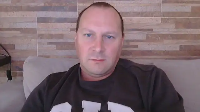 Snapshot of lustonfan chatting on 06.09.26 lustonfan online show from 06.09.26