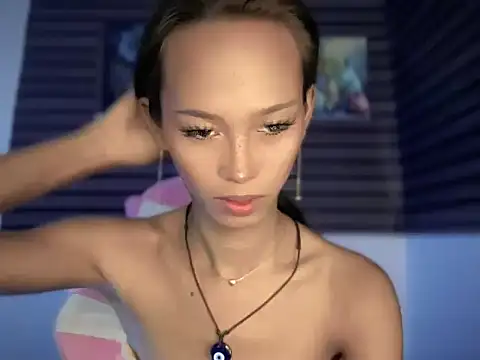 Snapshot of Sunkissed_seductress chatting on 05.11.26 Sunkissed seductress online show from 05.11.26