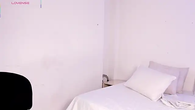 Eve-01 online show from 04.28.26